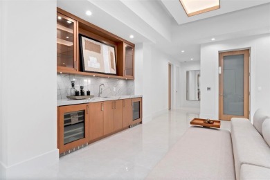 A statement of modern waterfront luxury, 24 Fiesta Way