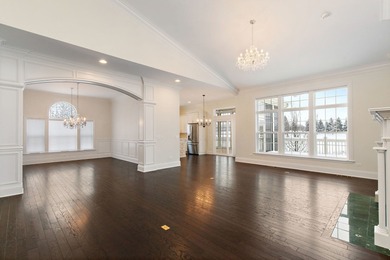 Exquisite CUSTOM, DETACHED, EXPANDED AUGUSTA RANCH in The Lakes