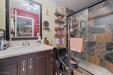 Welcome to 2984 Lincoln Blvd, Fort Myers, FL 33916! You'll feel