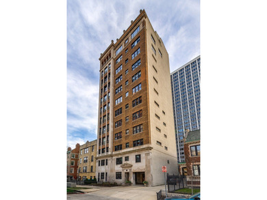 Dramatic 2 story full floor Penthouse with 1500 square foot