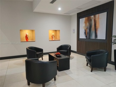 Amazing & exclusive condo location in the core of Miami Beach's