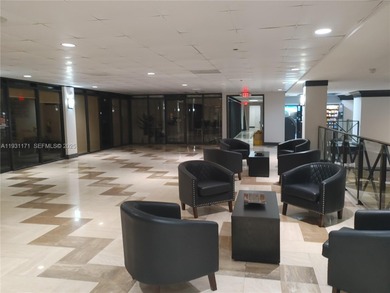 Amazing & exclusive condo location in the core of Miami Beach's