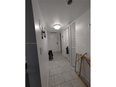 Amazing & exclusive condo location in the core of Miami Beach's