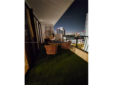 Amazing & exclusive condo location in the core of Miami Beach's