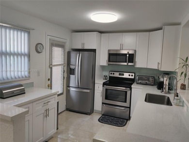 Totally remodeled, turnkey 2 bedrooms, 2 bathrooms in the heart