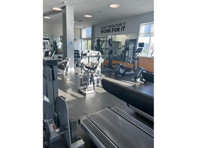 Spectacular, Contemporary Building on the Water! Walk or ride