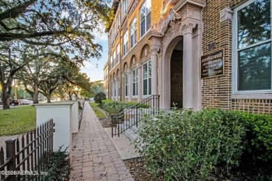 Live in a piece of Jacksonville history-without giving up a