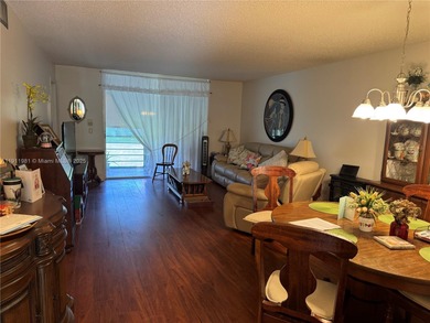 Beautiful and spacious 2BR/2BA condo in the prestigious 55+