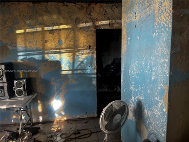 Investor special! Single-family home featuring 3 bedrooms and 2