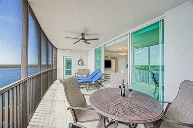 GORGEOUS & SMART - YOU really can HAVE BOTH! This condo-home is
