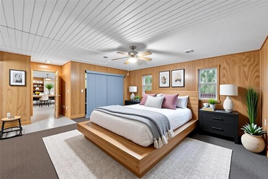 One or more photo(s) has been virtually staged. Experience