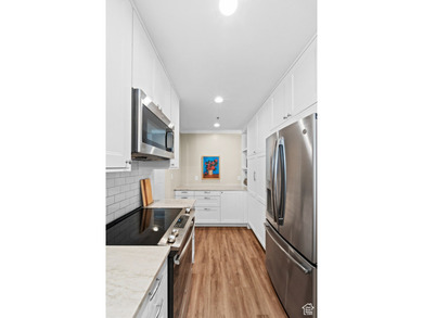 Stunning downtown living! Completely renovated 1-bed, 1.5-bath