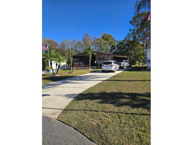 CHARMING 2BR/2BA HOME IN ACTIVE 55+ COMMUNITY!! Well-maintained