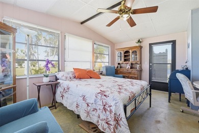 Welcome to 7494 Danvers Circle in beautiful Port Charlotte