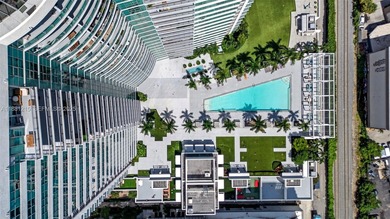 Sophisticated Midtown living awaits in this 2 bed / 2 bath