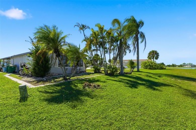 Welcome to 7494 Danvers Circle in beautiful Port Charlotte