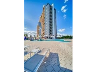 Gorgeous 2 BR & 3 BA unit at prestigious landmark The Cricket