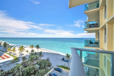 Modern Unit- Studio On the Beach. Located in the most renovated