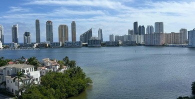 MUST SELL! SPACIOUS 3BED(EN SUITE) PLUS DEN/MEDIA RM/4TH BED. 3