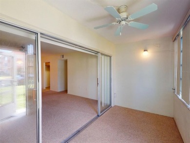 CHARLOTTE SQUARE UPDATED FIRST-FLOOR 2/2 CONDO WITH FLORIDA ROOM