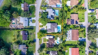 Discover the perfect investment or starter home! This