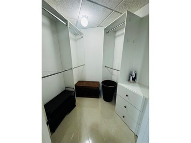 Exquisite Studio Residence in Prime Brickell Location
