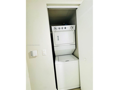 Exquisite Studio Residence in Prime Brickell Location
