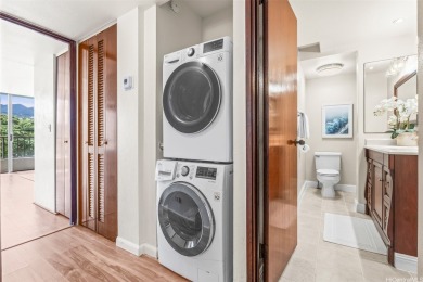 Huge Price Drop! Esplanade in Hawaii Kai. Lovingly renovated 2