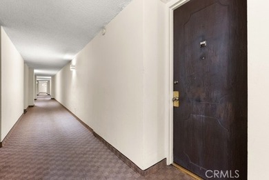 Great Condo, Great Price!!  This condo is conveniently located