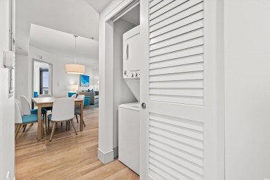 ABSOLUTELY STUNNING!! 3 bedroom, 3 full bathrooms, 14th floor