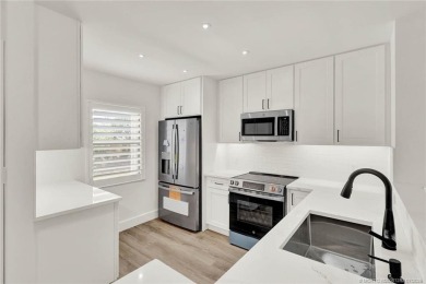 Like Brand New!! Gorgeous and move-in ready! Fabulous