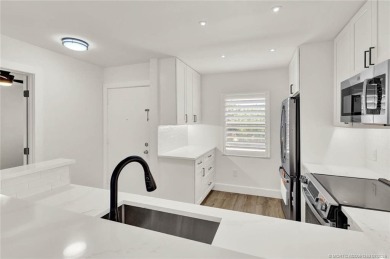 Like Brand New!! Gorgeous and move-in ready! Fabulous