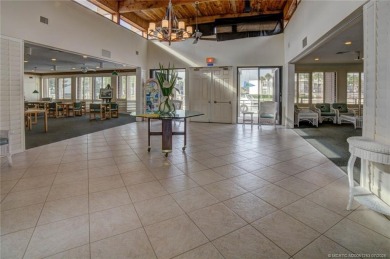 Like Brand New!! Gorgeous and move-in ready! Fabulous