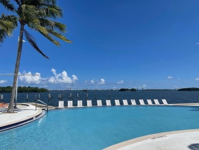 Beautiful 1 bedroom unit with a large balcony, spacious bedroom