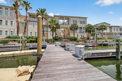 OPEN CANAL VIEWS, FLOATING BOAT SLIPS, ELEVATOR, PREMIER