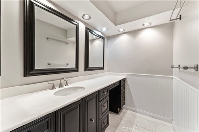 ***Resort style highly sought after Oak Pointe III