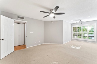 ***Resort style highly sought after Oak Pointe III