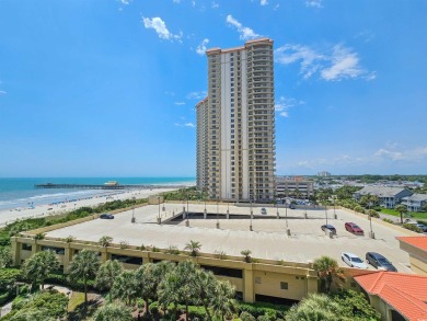 This 21-story luxury oceanfront high-rise offers gorgeous vistas