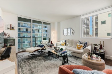 Beautiful corner unit at 500 Brickell, offering 2 bedrooms, 2