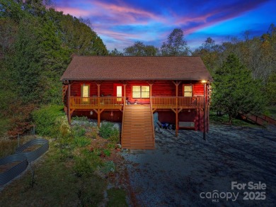 Beautiful turnkey equestrian property! Escape to the beauty of