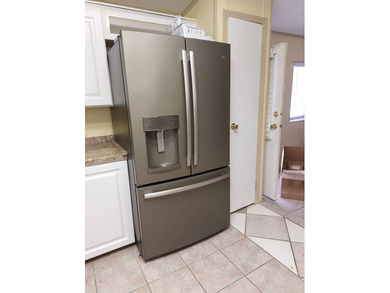 COME SEE THIS SPACIOUS WELL LAYED OUT HOME. ENTER THROUGH THE