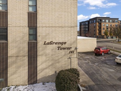 Enjoy easy, close-to-everything living in this 2-bedroom, 2-bath