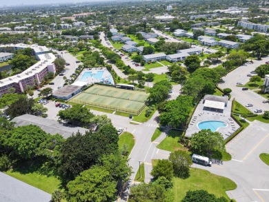 Rarely Available Penthouse Unit in Century Village Deerfield