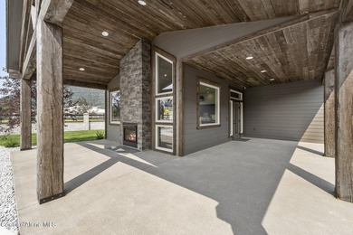 'Double Deluxe Drive-Thru Unit'' measures at 20x100 with garage