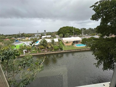 120 Royal Park Dr B4