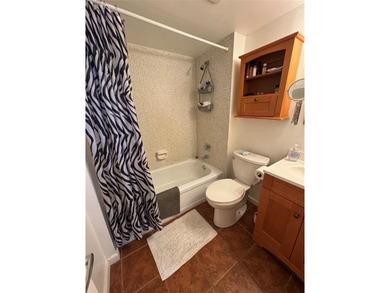 120 Royal Park Dr B4