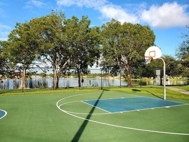 120 Royal Park Dr B4