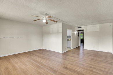 Motivated Seller!!! Price reduction! Very nice & cozy 1BED, 1.5