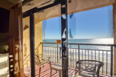 Direct Oceanfront Condo with amazing Views of the Ocean from the