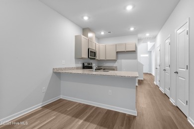 Charming 3-Bedroom Townhome in Calabash Palms - Welcome to the